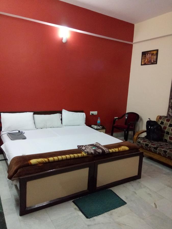 Hotel Ridhi N Sidhi Bettiah Exteriör bild